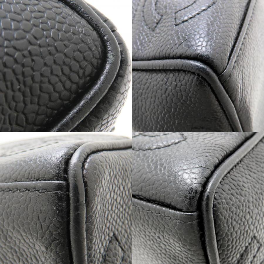 CHANEL トリプルチェーンハンドバッグ　正規品 CHANEL（シャネル） トリプル ココマーク チェーンショルダーバッグ
