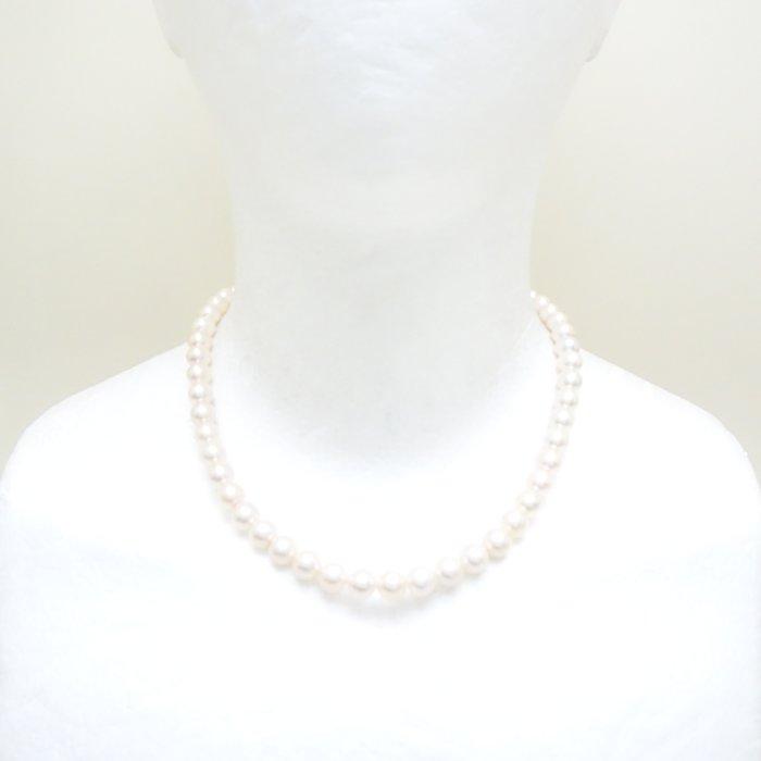 【美品】 あこや真珠 パールネックレス 高品質 7.9-8.3mm 42cm パール ネックレス あこや真珠7.5〜8ミリ 43cm シルバー/75901【中古