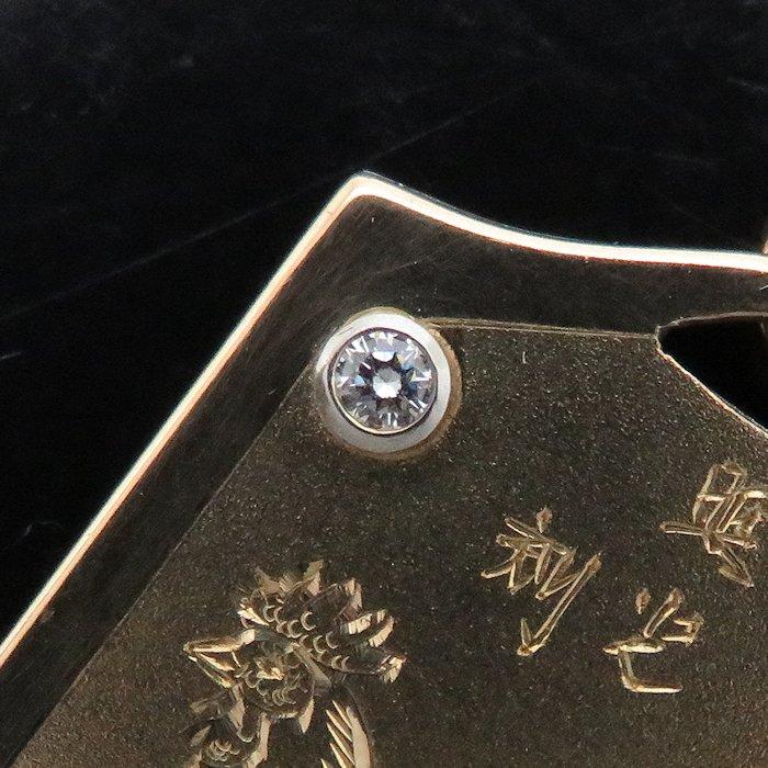 ペンダントトップ・チャーム リバーシブル ダイヤモンド0.25ct 鶏 