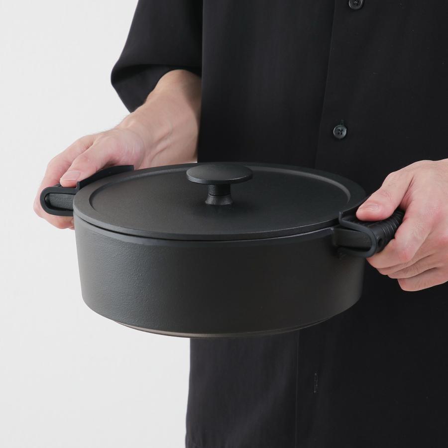 南部鉄器 黒い鋳鉄ダッチオーブンキャセロール 蓋付き 南部鉄器 黒い鋳鉄ダッチオーブンキャセロール 蓋付き 南部鉄器