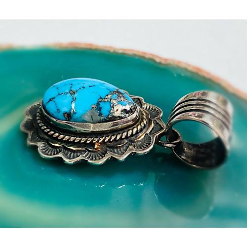 Navajo Geneva Ramone ナンバーエイト リング 26号