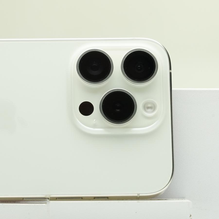 iPhone 15 Pro 256GB ホワイトチタニウム SIMフリー ランクB 7日間返品 