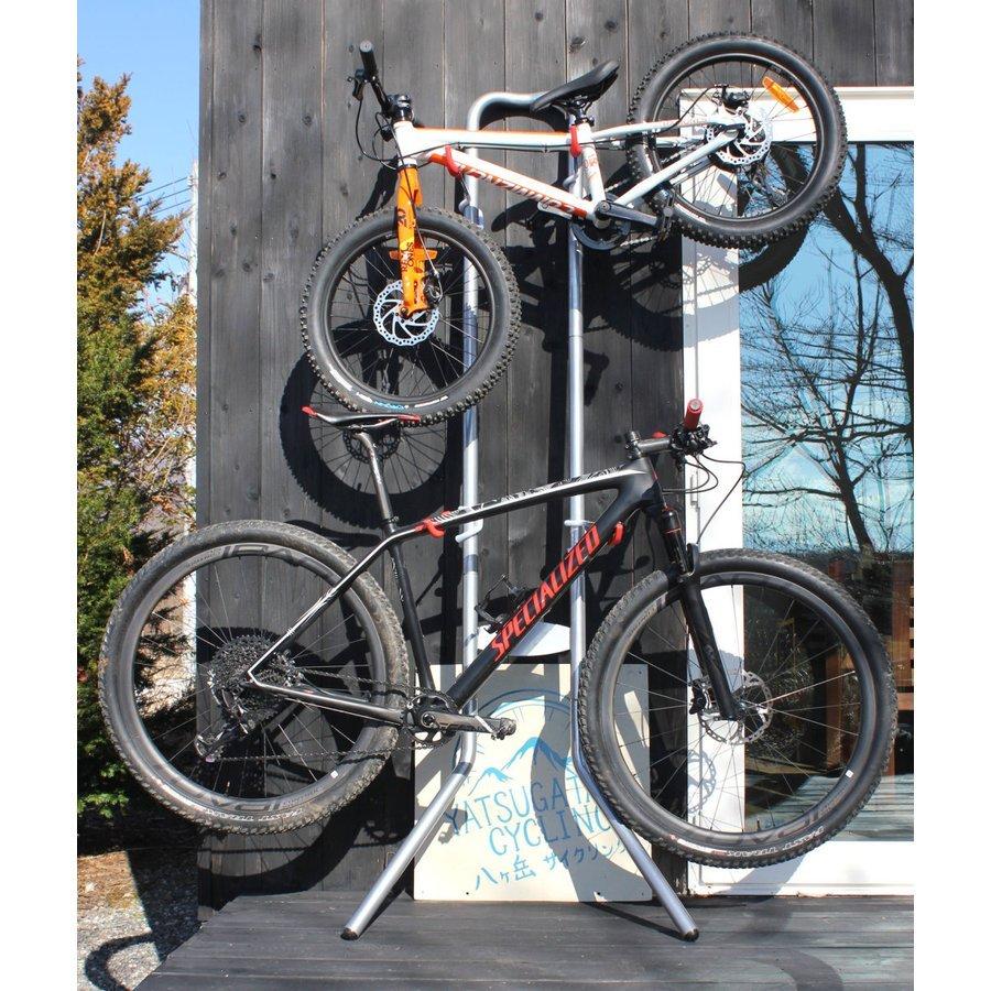 B130 Ninolite 壁掛け 自転車スタンド 2台用 50kg負荷可能 スリム 新色追加 ガーデニング収納 も ウォールハンガー ラック  ディスプレイ保管 日本語取扱説明書付