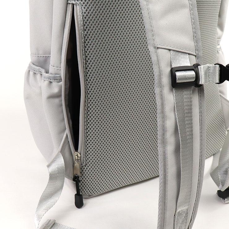 LOVETOXIC Lovetoxic リュックサック 2層 ラバーロゴ 容量30L 30