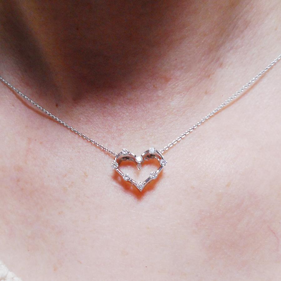 K18ホワイトゴールド ダイヤ ハートペンダントネックレス
