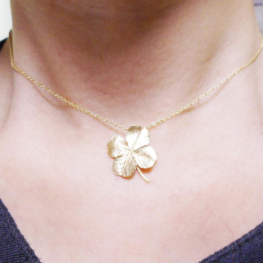 ゴールドk18クローバーペンダント