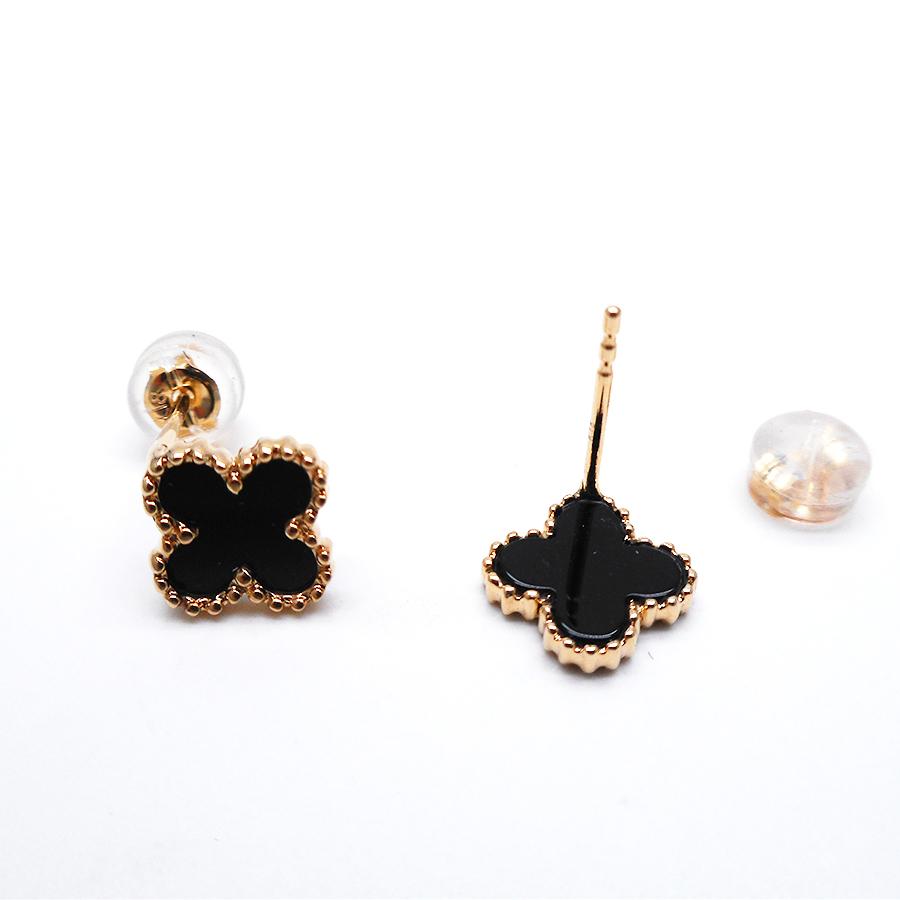 K18イエローゴールド オニキス ピアス 四つ葉の形 : Piccoli-punti 