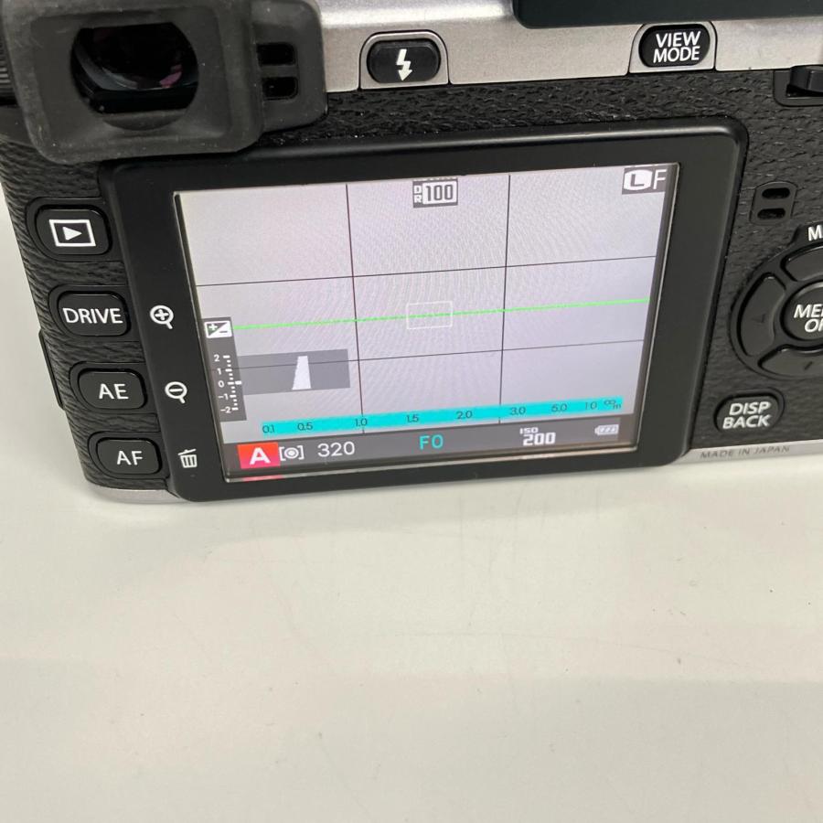 FUJIFILM 富士フイルム X-E1 ボディ シルバー ミラーレス一眼カメラ 