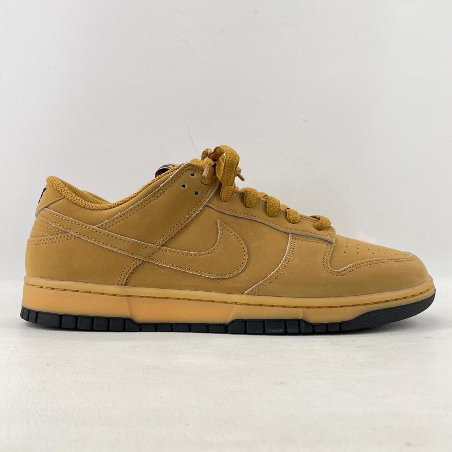 NIKE（ナイキ） 【未使用】 ダンク ロー レトロ SE スニーカー カーキ 