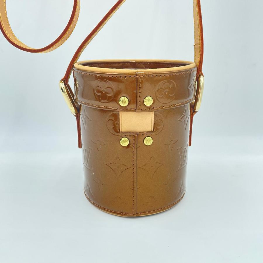LOUIS VUITTON（ルイ・ヴィトン） 美品 アスタープレイス M91101 