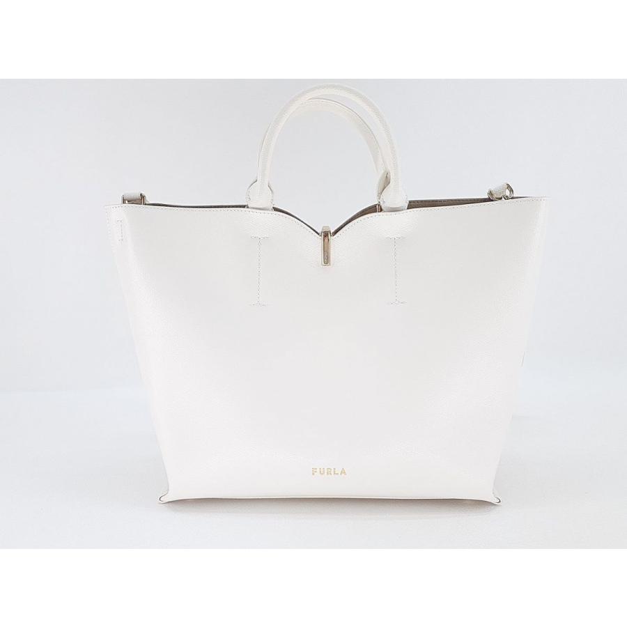 FURLA ホワイト ハンドバッグ ショルダーストラップ付き