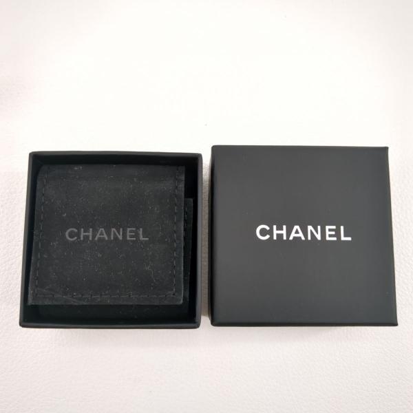 CHANEL（シャネル） 中古 ピアス A17V フェイクパール シルバーカラー