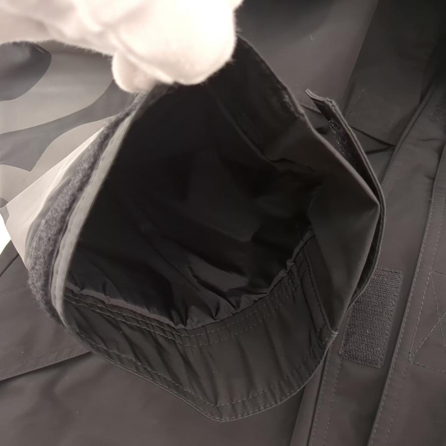 BURBERRY LONDON 22AW ビックロゴプリント ナイロンマウンテン