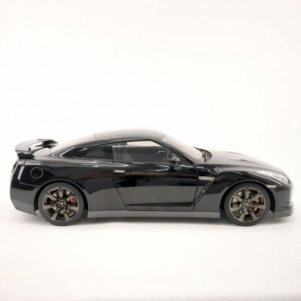 1/12 NISSAN GT-R Premium edition Super Black Autoart 12218 オート