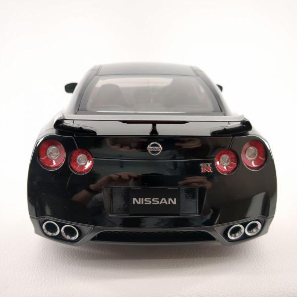 美品】AUTOart 1/12 日産 GT-R R35 プレミアムエディション ブラック