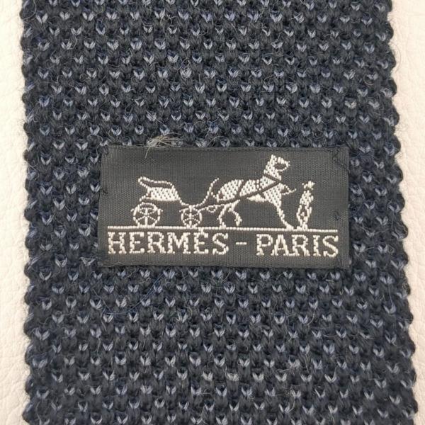 美品 HERMES エルメス ニットタイ ネクタイ ネイビー 箱付 剣先6cm HERMES（エルメス） 美品】エルメス ニット ネクタイ 幅6cm ネイビー
