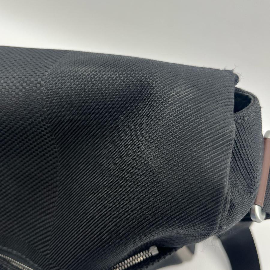 LOUIS VUITTON（ルイ・ヴィトン） ルイ ヴィトン メサジェNM M93225