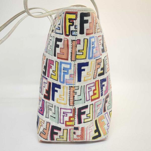フェンディ ズッカ PVC マルチカラー 肩掛け トートバッグ ホワイト 大容量 FENDI（フェンディ） トートバッグ ズッカ マルチカラー ホワイト