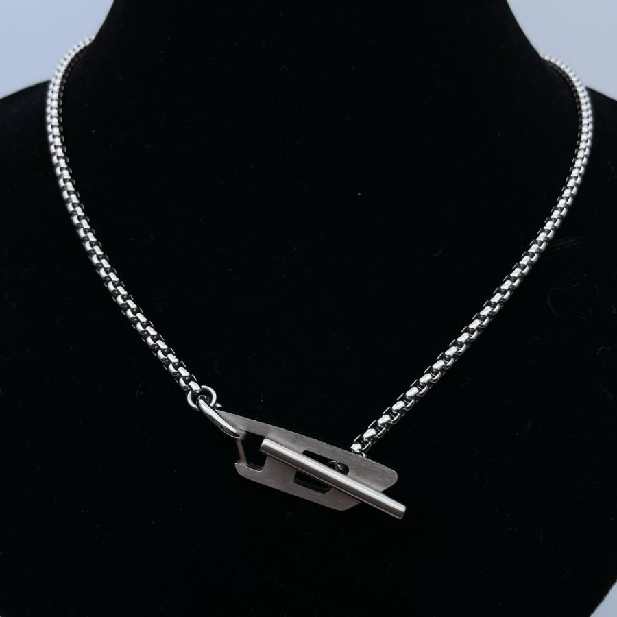 DIESEL（ディーゼル） 美品 ロゴ チェーン ネックレス DX1477040