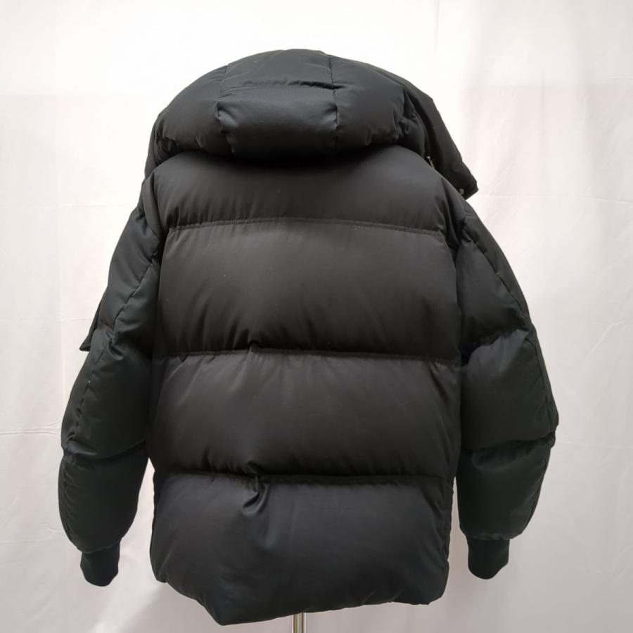 美品 バーバリーロンドン ダウンジャケット メンズ Mサイズ ブラック 
