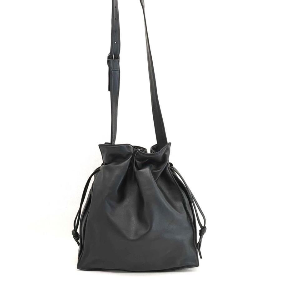 LOEWE ロエベ ショルダーバッグ 巾着型 斜めがけ アナグラム レザー