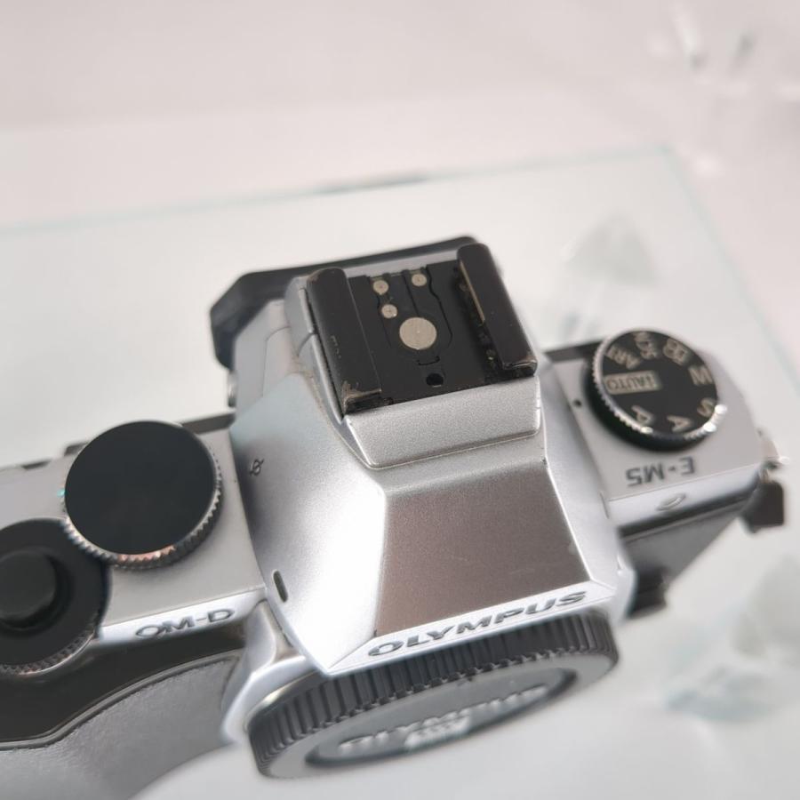 OM-D オリンパス 一眼レフカメラ E-M5 BODY OLYMPUS アナログ OM-D オリンパス 一眼レフカメラ E-M5 BODY OLYMPUS アナログ