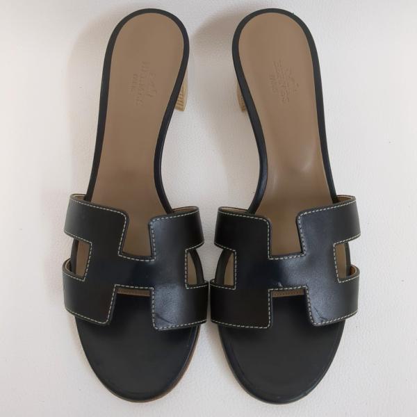 HERMES（エルメス） オアジス レザーサンダル レディース ブラック 