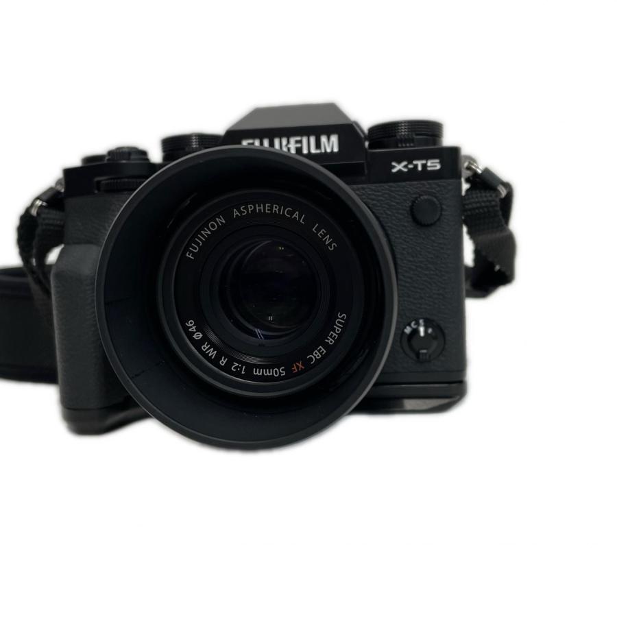 FUJIFILM X-T5 ブラック ボディ 富士フイルム ミラーレス一眼 カメラ