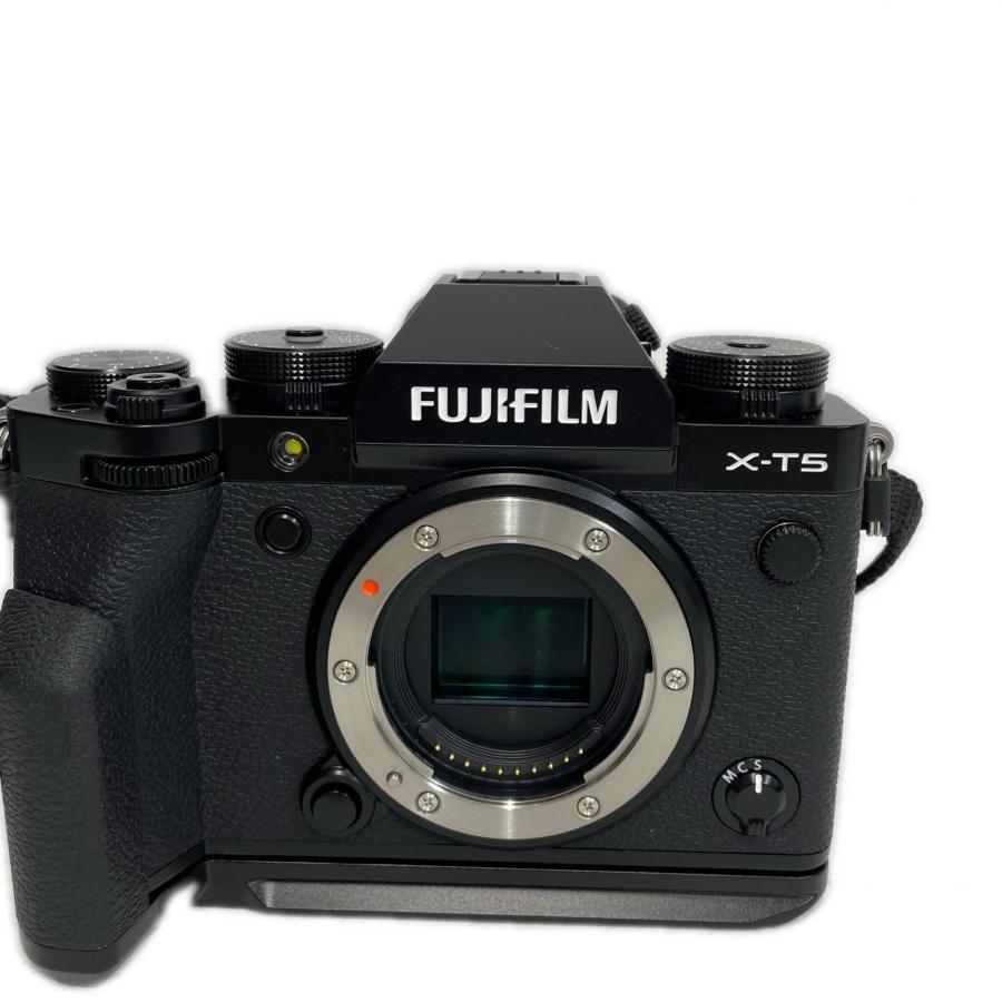FUJIFILM X-T5 ブラック ボディ 富士フイルム ミラーレス一眼 カメラ