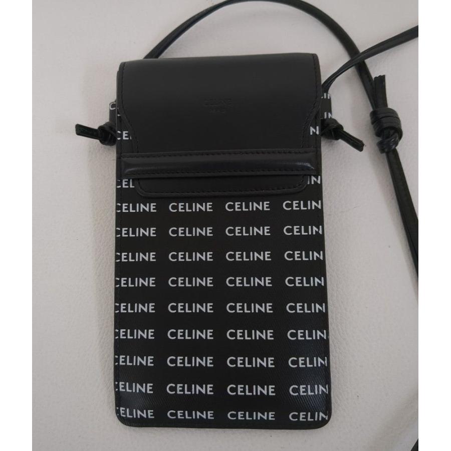 CELINE セリーヌ フラップ付きモバイルポーチ CELINEプリント入り 