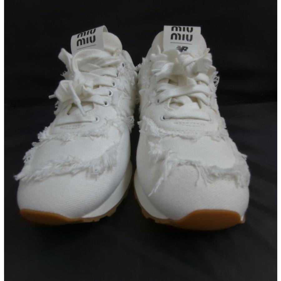 New Balance × Miu Miu コラボスニーカー White SIZE 40 New Balance × Miu Miu コラボスニーカー White SIZE 40