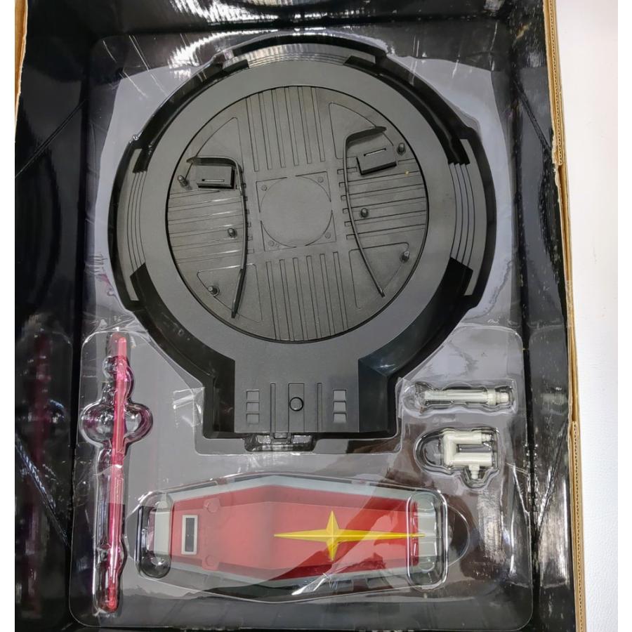 機動戦士ガンダム　RX-78-2　ガンダム　1/144スケール　箱に傷みあり   ◆3115/登呂店 | メガハウス | 03