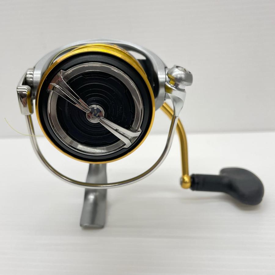 Daiwa ダイワ FREAMS フリームス LT4000D - CXH スピニング リール