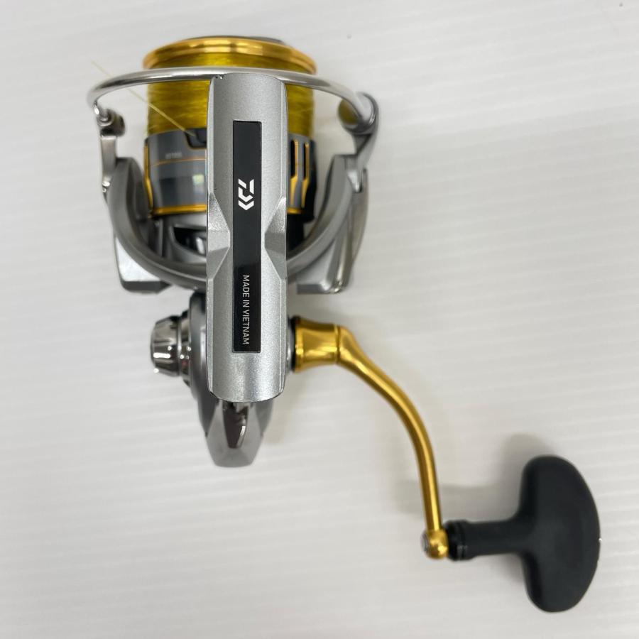 Daiwa ダイワ FREAMS フリームス LT4000D - CXH スピニング リール