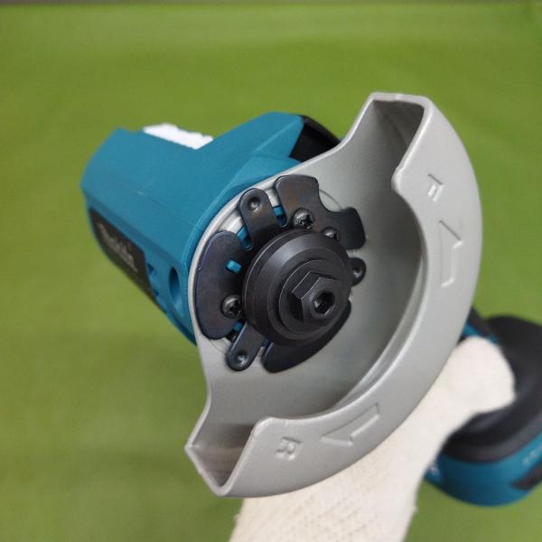 【中古品】マキタ makita MC300DZ 76mm18V充電式コンパクトカッタ 本体のみ【店頭取引限定】 マキタ 18v 76mm充電式コンパクトカッタ MC300DZ(本体のみ/バッテリー