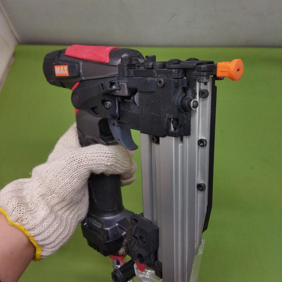 マックス　釘打機スーパーネイラ　高圧エア　HA-50P4(D)　ケース付　動作確認済み　MAX　◆3116/工具宮竹店 【タッチ】