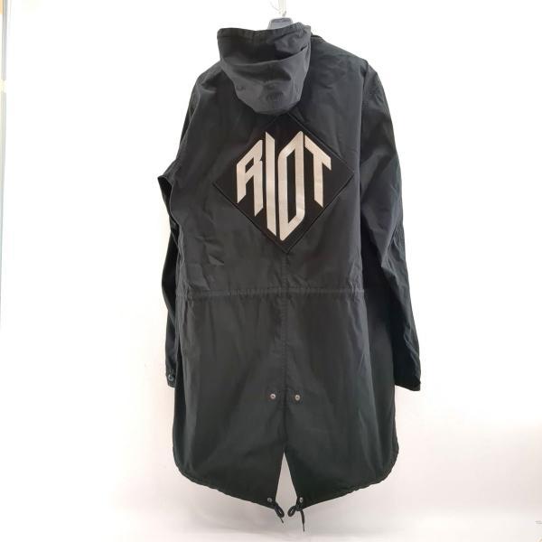 Supreme（シュプリーム） ナイロンコート SIZE L riot fishtail parka 