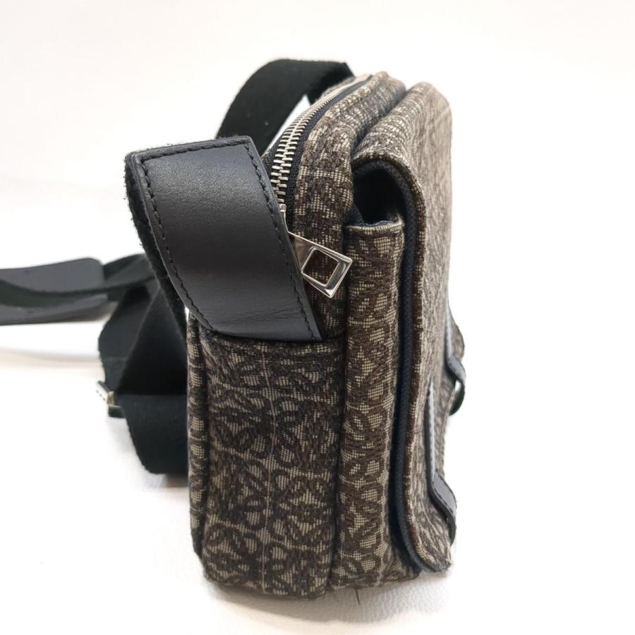 LOEWE ロエベ ショルダーバッグ アナグラムロゴ ジャガード LOEWE ロエベ ショルダーバッグ アナグラムロゴ ジャガード