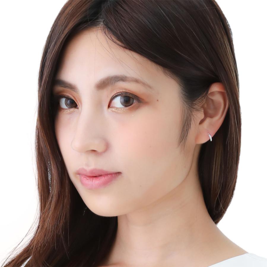 ピアス K10WG ホワイトゴールド 羽根 フェザー 小さめ 小ぶり 目立たない シンプル 日本製 爆買の画像