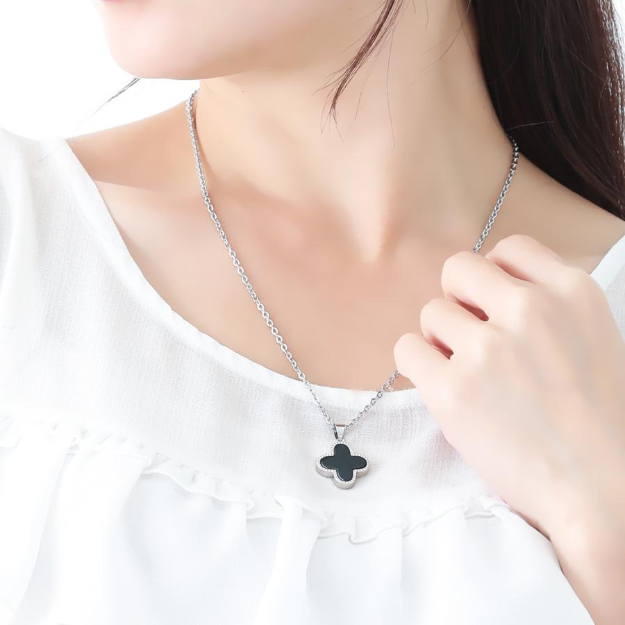 ロングネックレス クローバー 四葉 白蝶貝 黒蝶貝 カーネリアン ロングネックレス クローバー 四葉 白蝶貝 黒蝶貝 カーネリアン