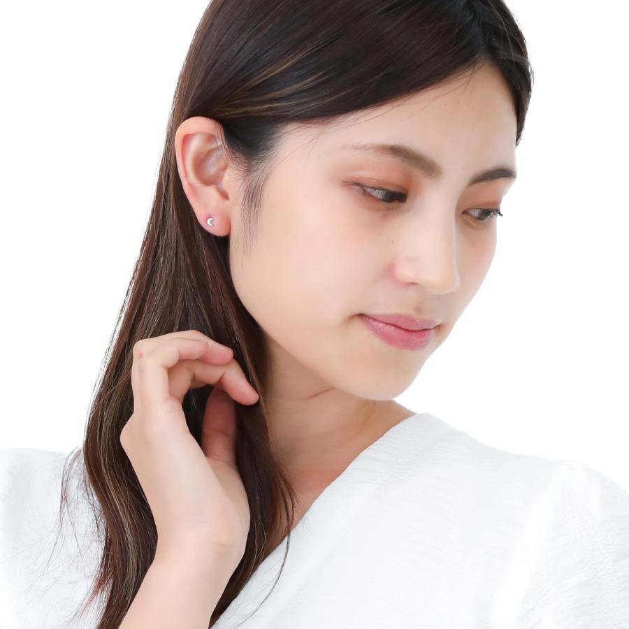 ピアス me on... みぃおん K10YG 三日月 ムーン 小さい ワンポイント 目立たない オフィス 日本製 爆買の画像