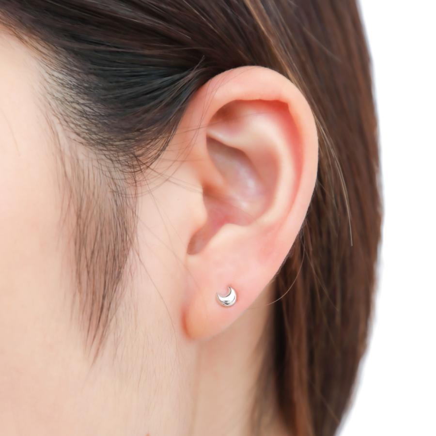 ピアス me on... みぃおん K10YG 三日月 ムーン 小さい ワンポイント 目立たない オフィス 日本製 爆買の画像