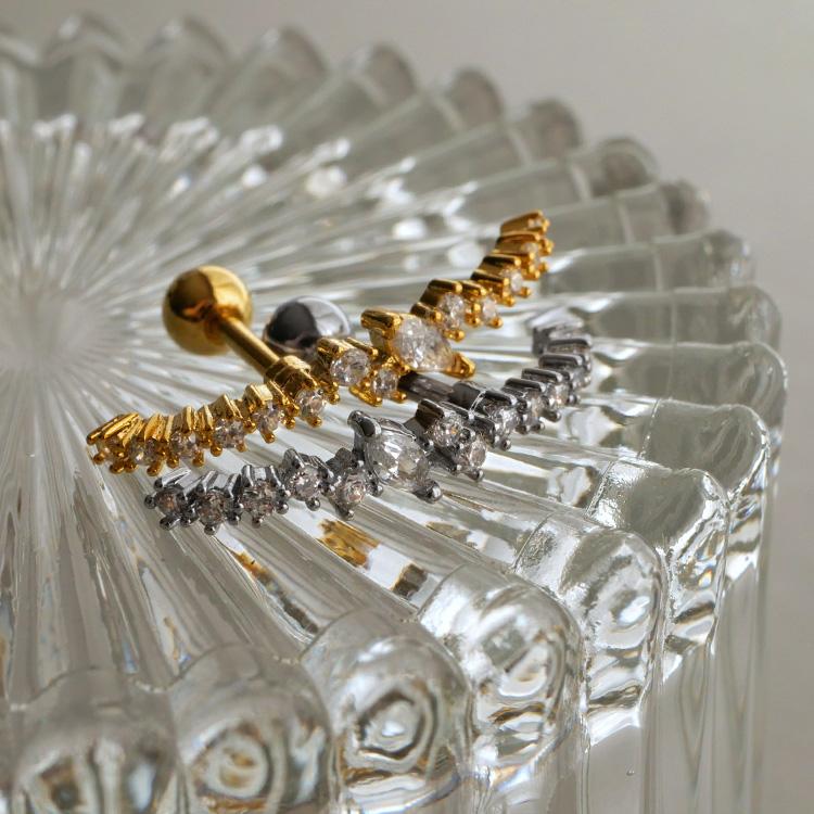 ボディピアス body pierce 18G 軟骨 かわいい おしゃれ イヤーカフ風