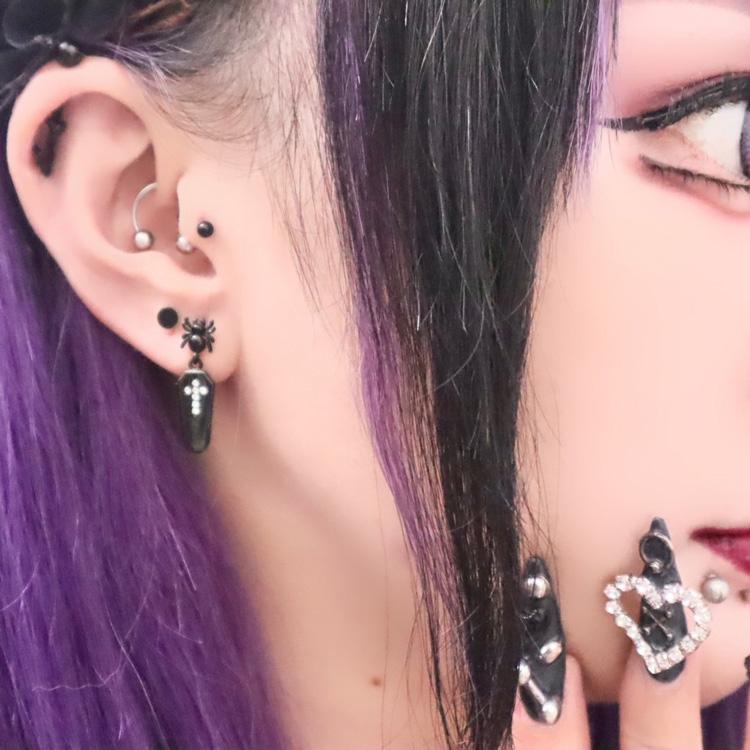 あんりゴンオリジナルブランド Anmure スパイダーピアス 片耳用 バーベル 16G 超PayPay祭 : ピアッシングナナ ボディピアス ...