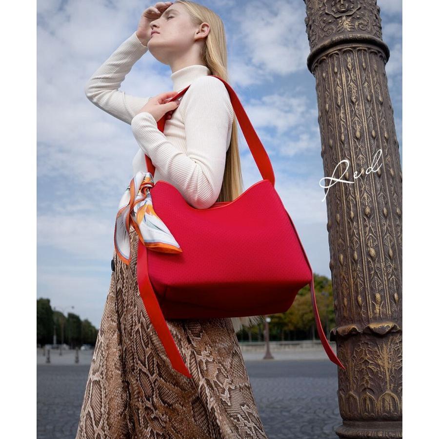 q bag paris ショルダーバッグ 肩掛けバッグ ミニバッグ 小さめ 軽い