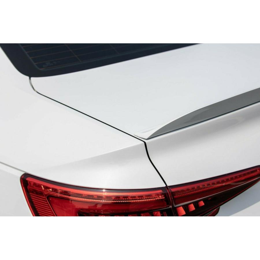 SUBARU純正 トランクスポイラー 新品未使用 SUBARU純正 トランクスポイラー 未使用