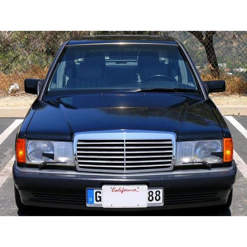 メルセデスベンツ フロントグリル 190E・W201 メルセデスベンツ フロントグリル 190E・W201