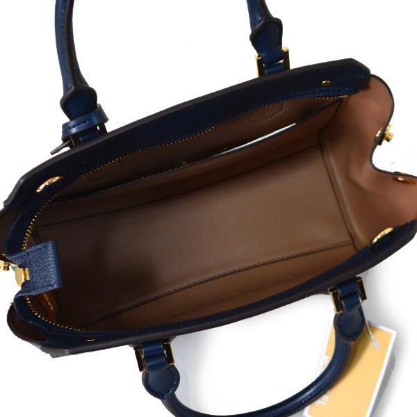 MICHAEL KORS（マイケルコース） バッグ レザー キーチャーム リベット 