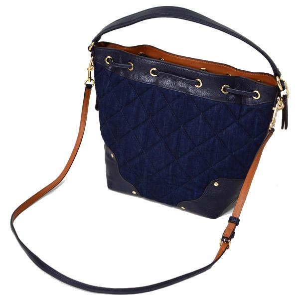 COACH（コーチ） バッグ キルティング 巾着 斜めがけ ラージ クロス