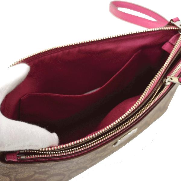 【新品未使用】COACH アクセサリーポーチ　ワンショルダーバッグ　シグネチャー コーチ バッグ COACH ラグジュアリー シグネチャー ポーチ付き ラージ